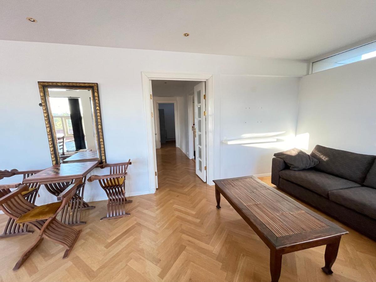 Big Villa Centrally Located In Reykjavik Ngoại thất bức ảnh