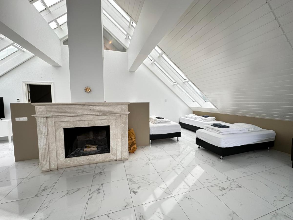 Big Villa Centrally Located In Reykjavik Ngoại thất bức ảnh