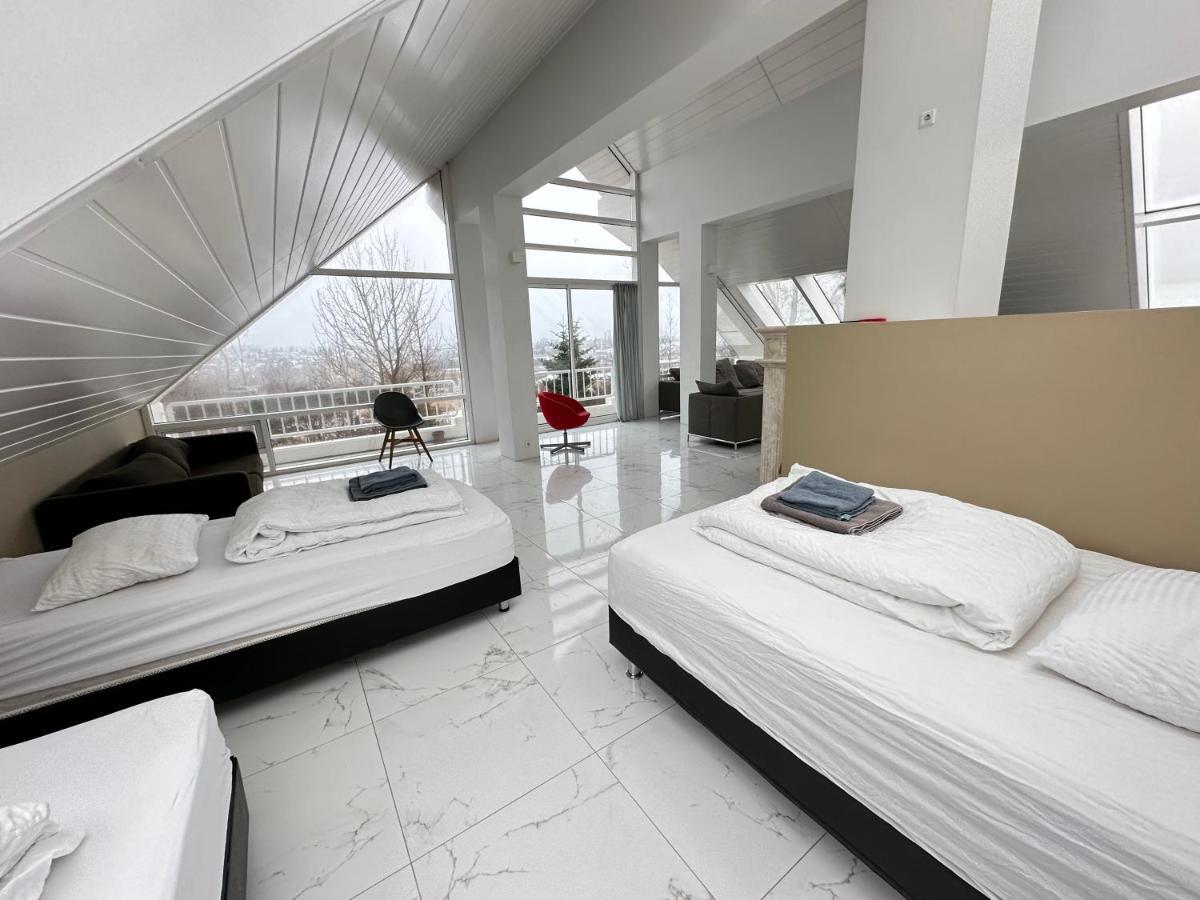 Big Villa Centrally Located In Reykjavik Ngoại thất bức ảnh